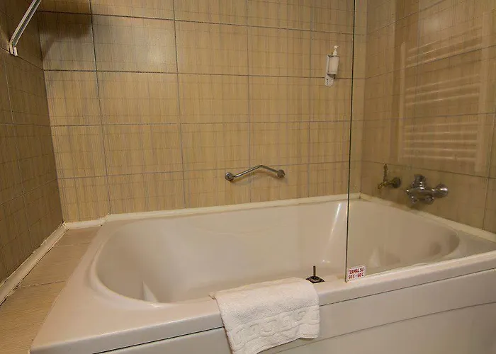 Divaisib Termal فندق